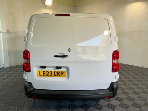 Citroen Dispatch 2.0 Bluehdi 1400 LB23CKP White #5