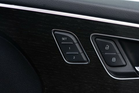 Audi Q8 Petrol Black #14