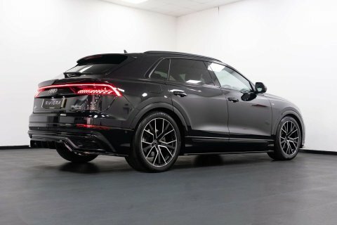 Audi Q8 Petrol Black #9