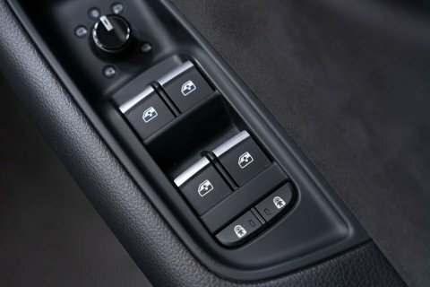 Audi Q8 Petrol Black #17