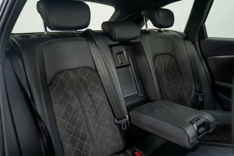 Audi RS4 Carbon Black Black #19