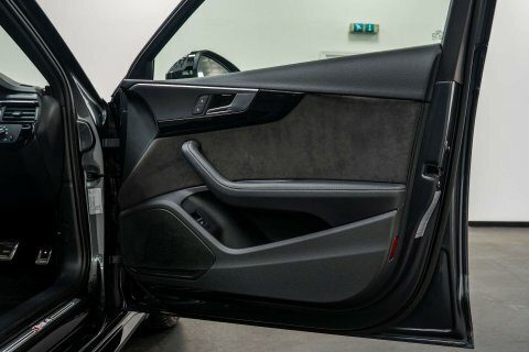 Audi RS4 Carbon Black Black #13