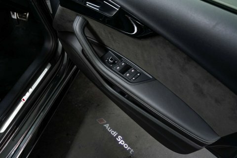 Audi RS4 Carbon Black Black #14