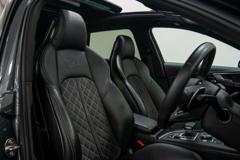 Audi RS4 Carbon Black Black #17
