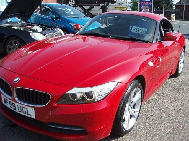 BMW Z4 2.5 23I Convertible WF59UGL Red #3