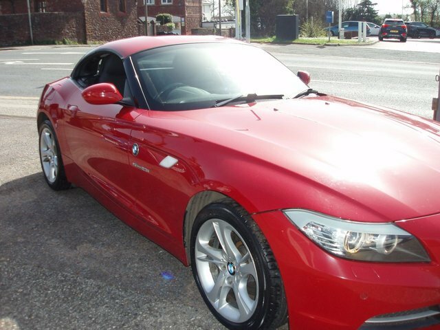 BMW Z4 2.5 23I Convertible WF59UGL Red #5