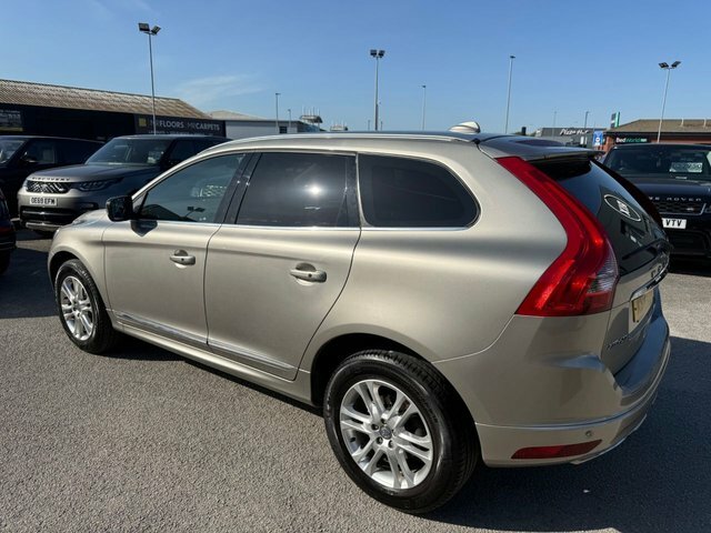 Volvo XC60 D5 Se Lux Nav Gold #4