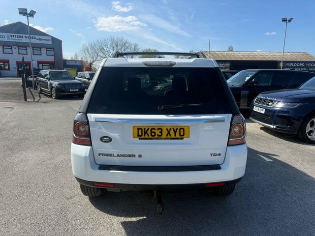 Land Rover Freelander 2 Td4 Black And White DK63XYO White #6
