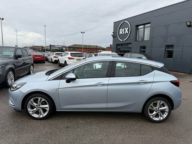 Vauxhall Astra Turbo Sri Hatchback DP18UAO Silver #3
