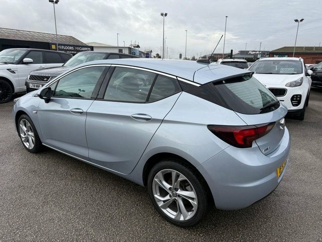 Vauxhall Astra Turbo Sri Hatchback DP18UAO Silver #4
