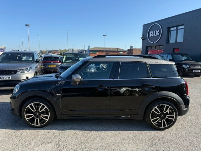 Mini Countryman Cooper Shadow Edition Suv PY22DMV Black #3