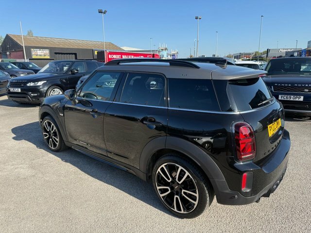 Mini Countryman Cooper Shadow Edition Suv PY22DMV Black #4