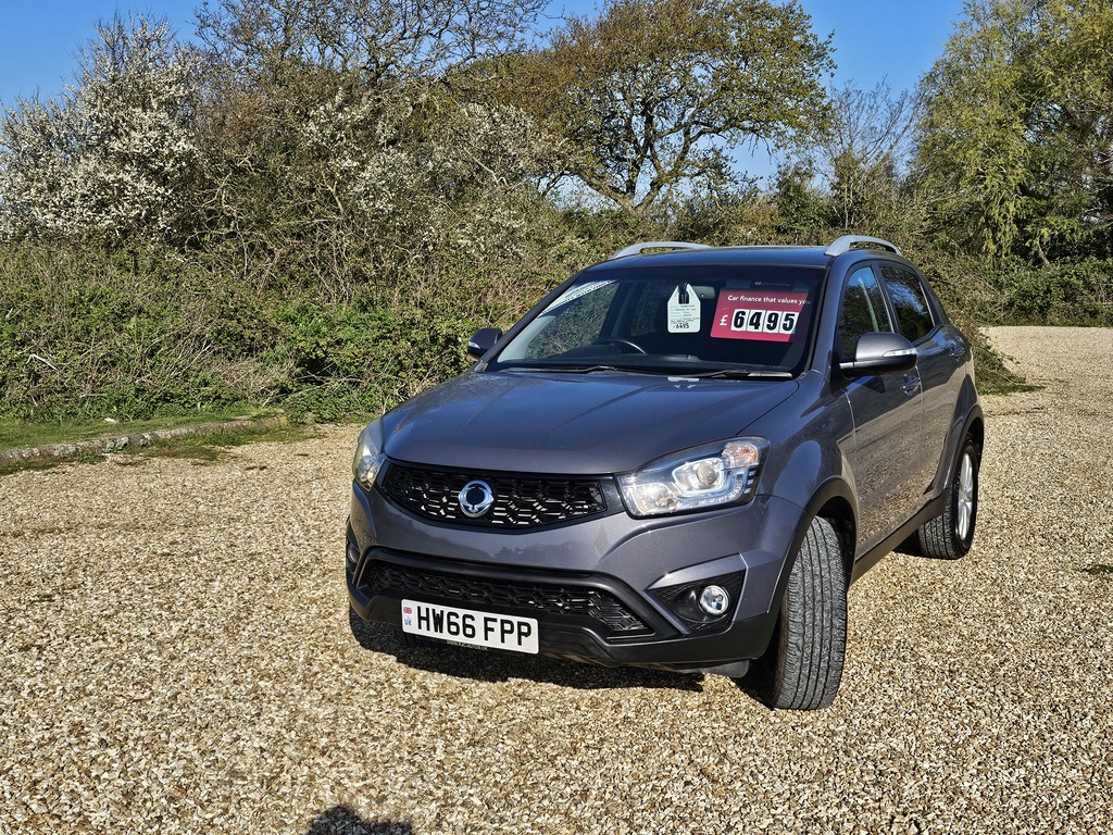 SsangYong Korando Ex 4X4 Grey #2