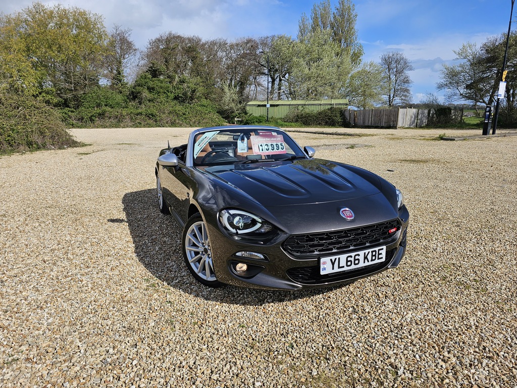 Fiat 124 Spider Classica 1.4 Multiair White #2