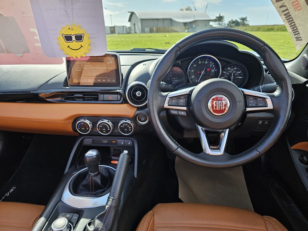 Fiat 124 Spider Classica 1.4 Multiair White #9