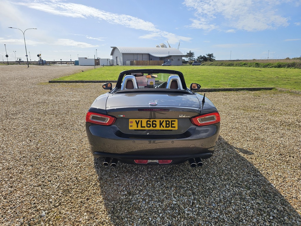 Fiat 124 Spider Classica 1.4 Multiair White #7