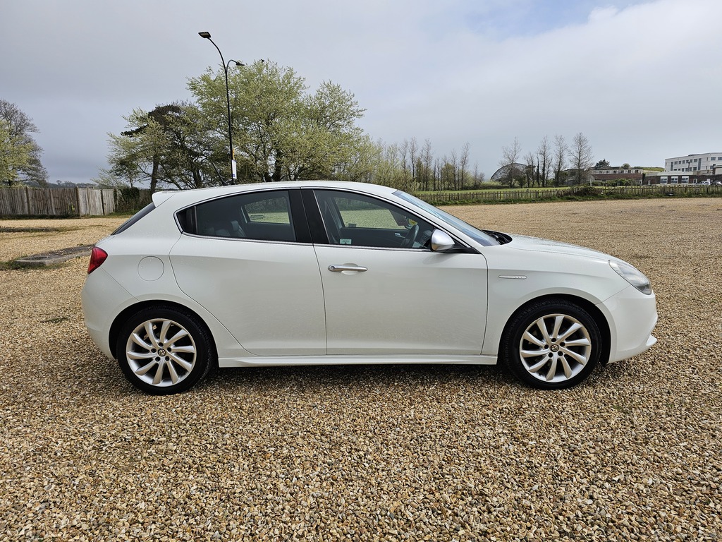 Alfa Romeo Hatchback Blue #4