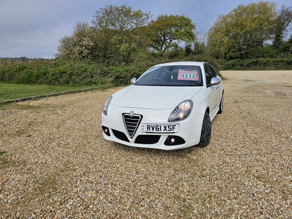 Alfa Romeo Hatchback Blue #2