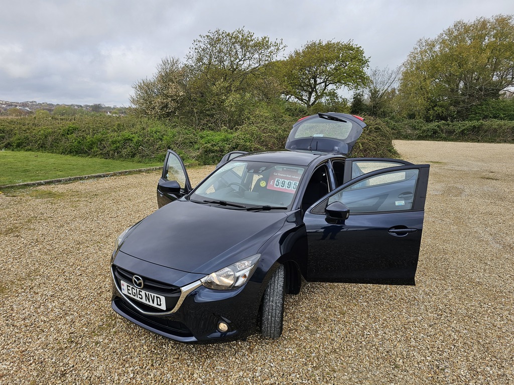Mazda 2 Se-l Nav Skyactive Blue