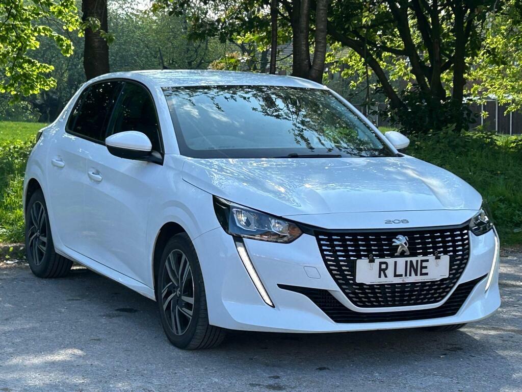 Peugeot 208 1.2 Puretech Allure Premium Eat Euro 6 S S  White #2