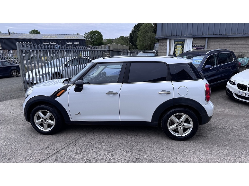 Mini Countryman Cooper D LP11GPO White #5