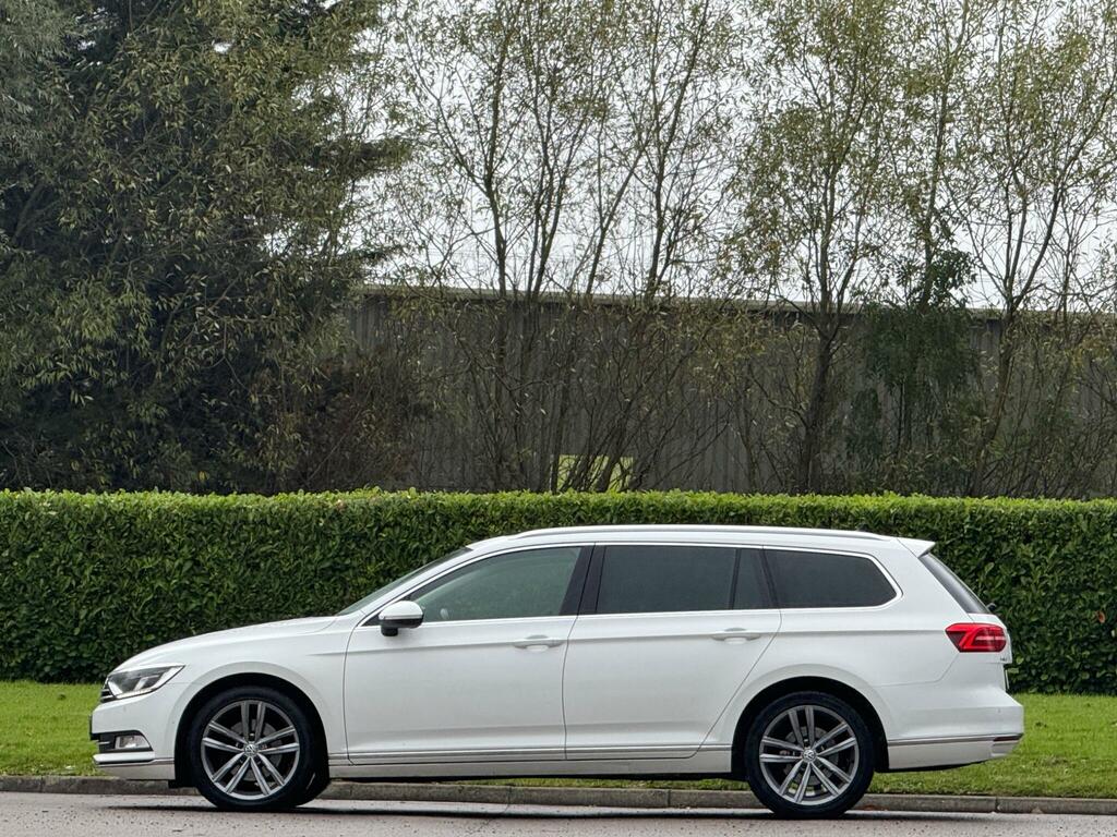 Volkswagen Passat 2.0 Tdi Gt Dsg Euro 6 Ss White #4