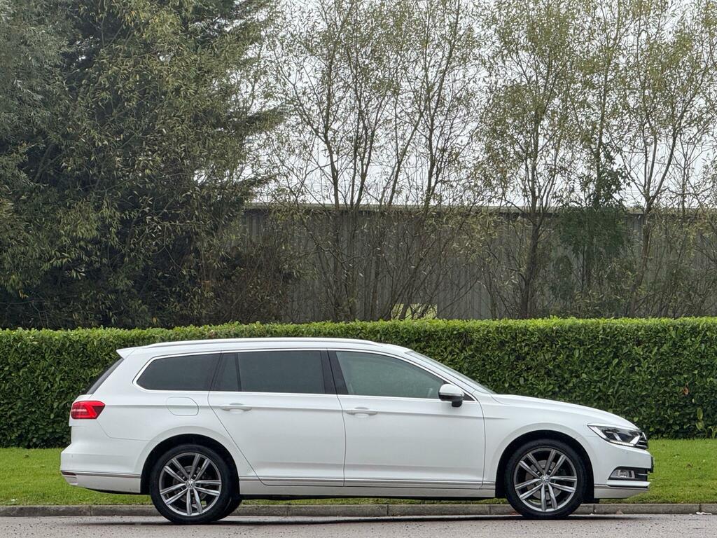 Volkswagen Passat 2.0 Tdi Gt Dsg Euro 6 Ss White #2