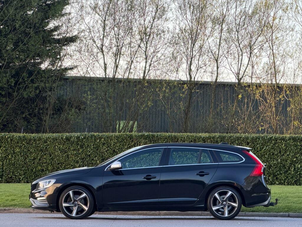 Volvo V60 2.0 D3 R-design Nav Euro 6 Ss Black #4