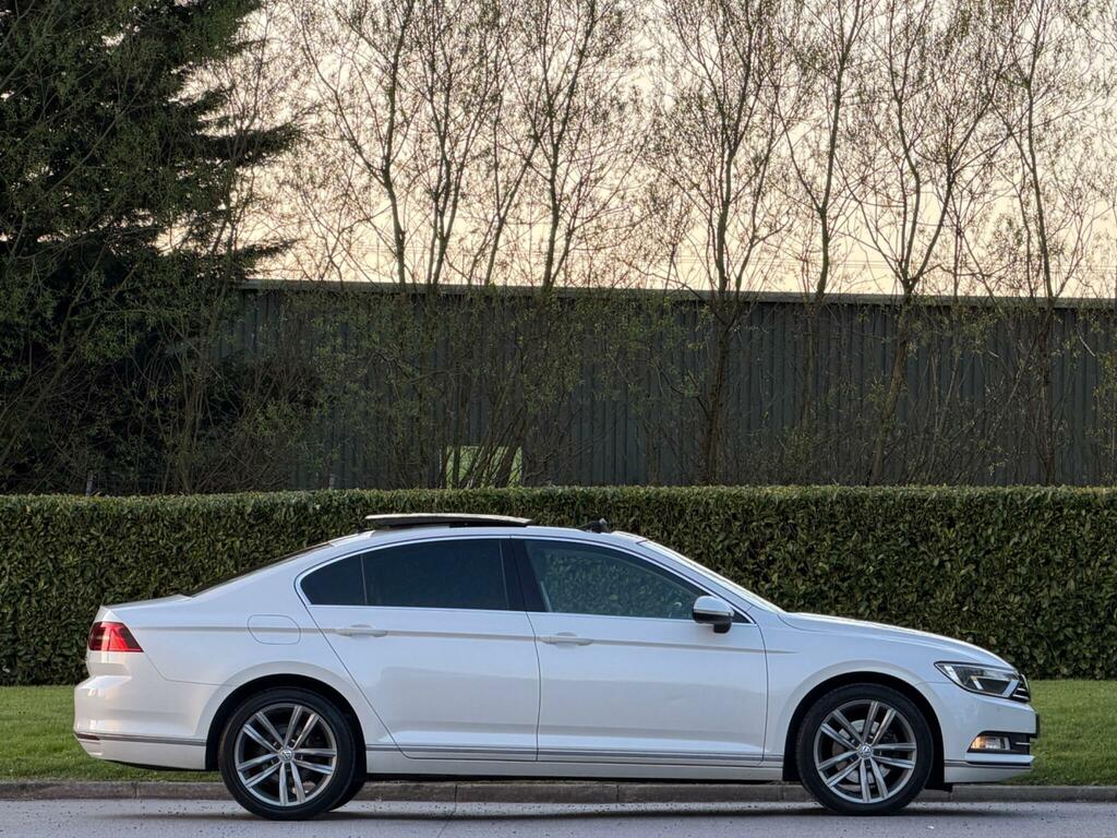 Volkswagen Passat 2.0 Tdi Bluemotion Tech Gt Dsg Euro 6 Ss  White #2