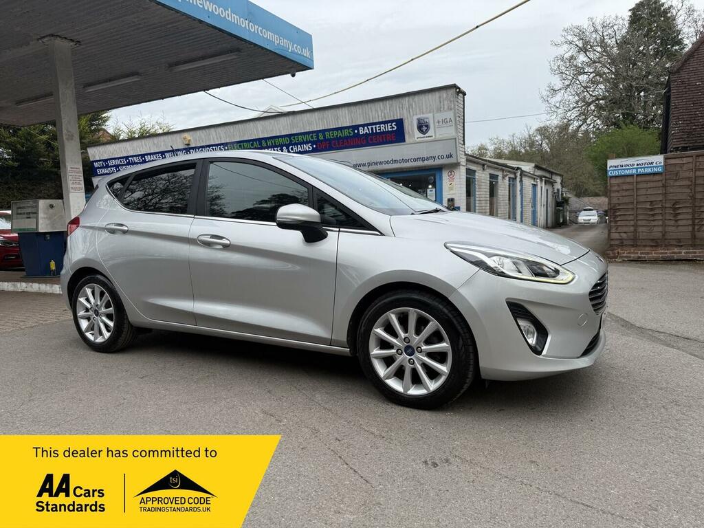 Ford Fiesta 1.0T Ecoboost Titanium Euro 6 S S Silver