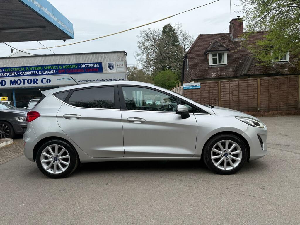 Ford Fiesta 1.0T Ecoboost Titanium Euro 6 S S HF17RWU Silver #5