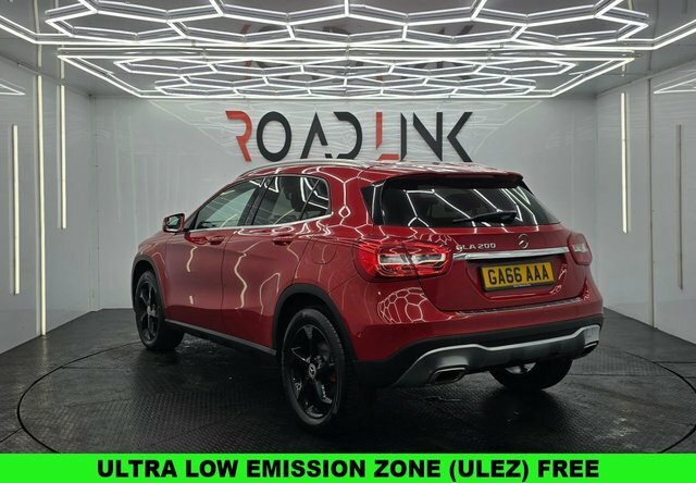 Mercedes-Benz GLA Class 1.6 Gla200 Sport Executive Suv 7G-dct GA66AAA Red #2