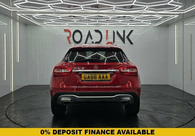 Mercedes-Benz GLA Class 1.6 Gla200 Sport Executive Suv 7G-dct GA66AAA Red #6