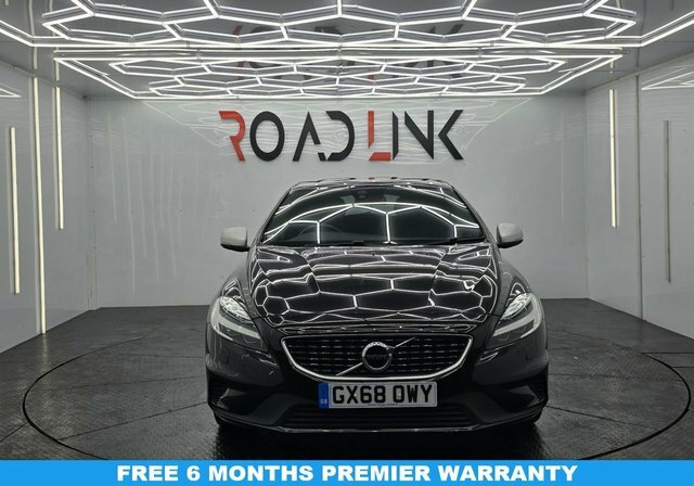 Volvo V40 1.5 T2 Gpf R-design Nav Plus Hatchback Black #5