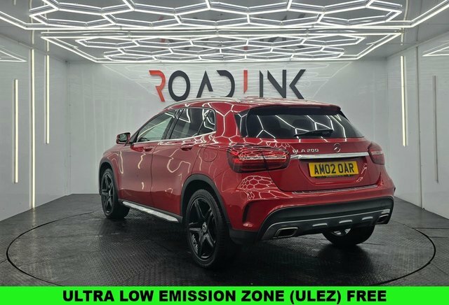 Mercedes-Benz GLA Class 1.6 Gla200 Amg Line Premium Plus Suv AM02OAR Red #2