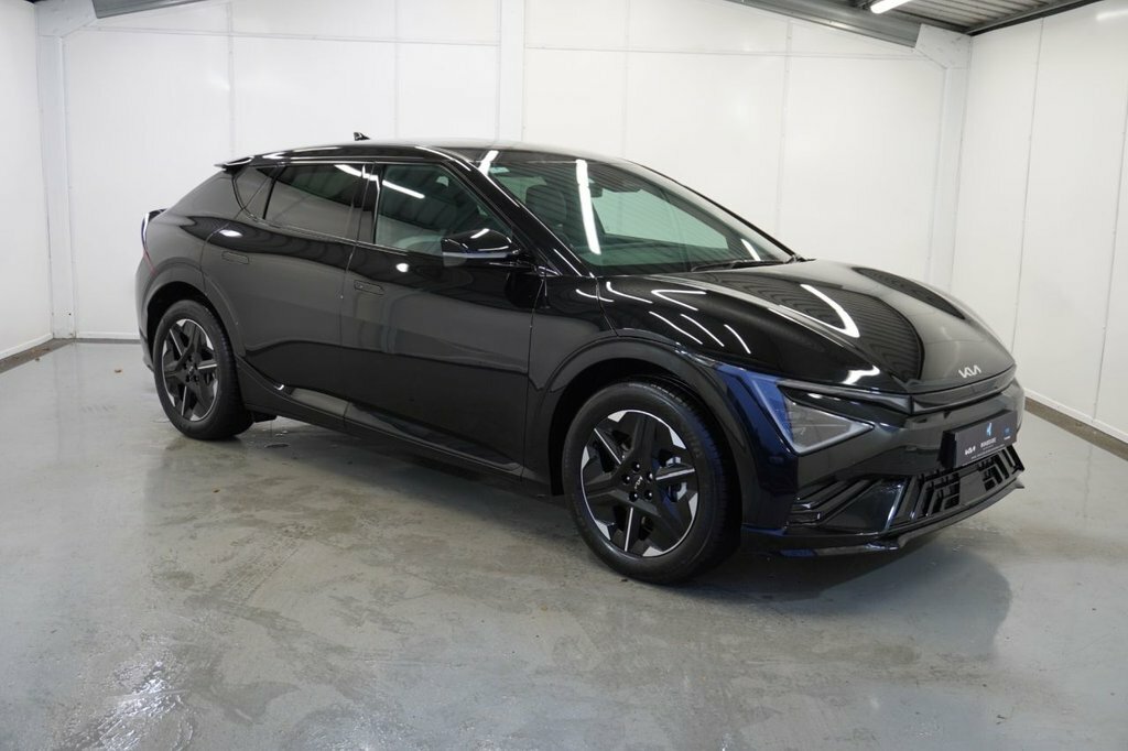 Kia EV6 Hatchback DYZ6634 Black #2