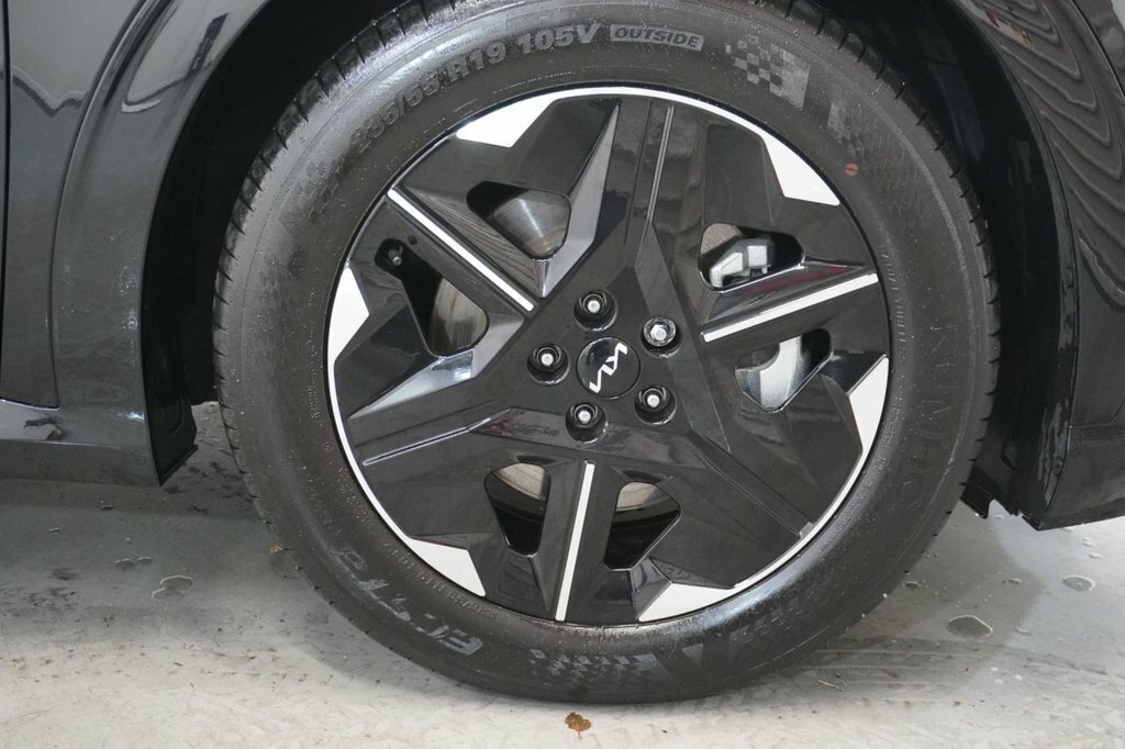 Kia EV6 Hatchback DYZ6634 Black #3