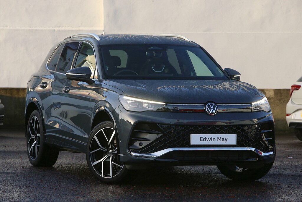 Volkswagen Tiguan 2024 Volkswagen Tiguan 2.0 R-line Tdi Dsg Grey
