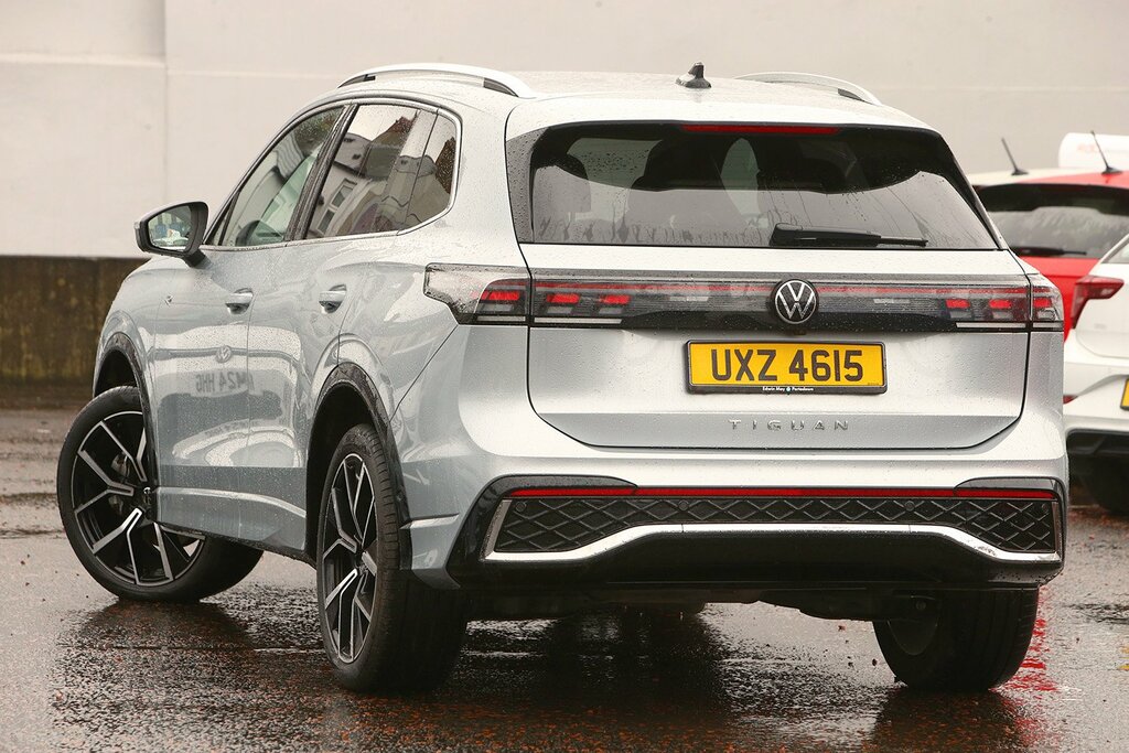 Volkswagen Tiguan 2025 Volkswagen Tiguan 2.0 R-line Tdi Dsg UXZ4615 Silver #3