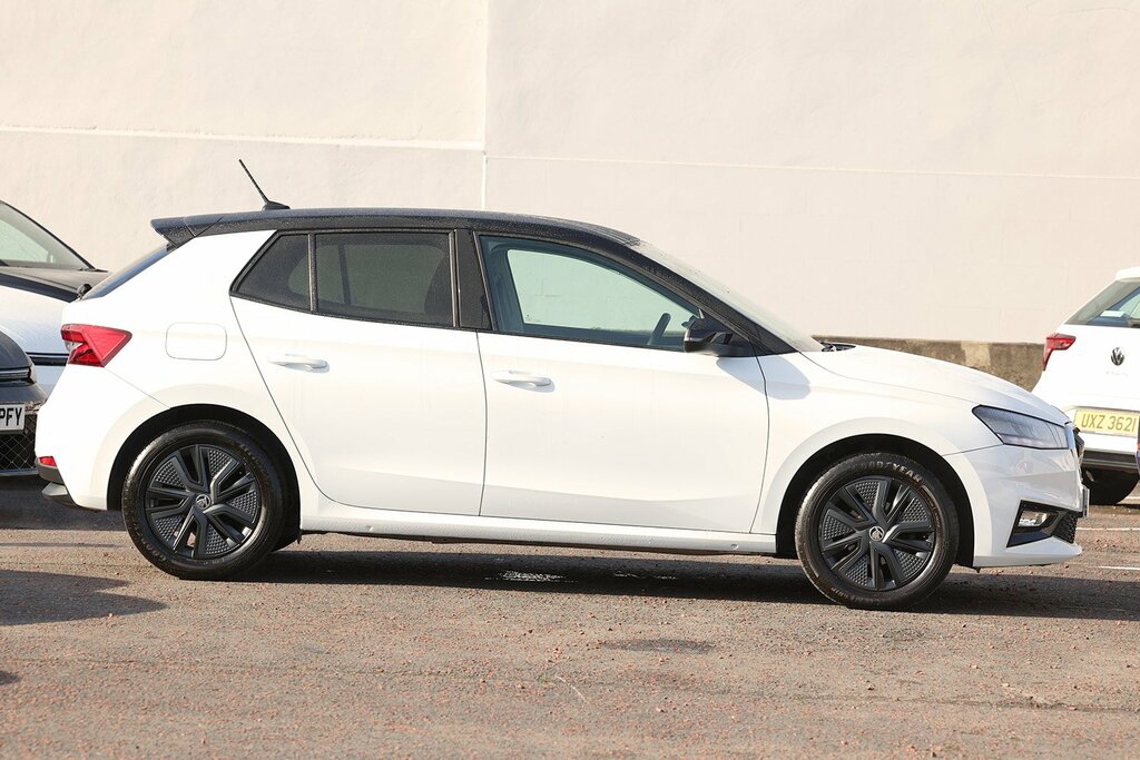 Skoda Fabia 2024 Skoda Fabia 1.0 Colour Edition Mpi FD24KNU White #2