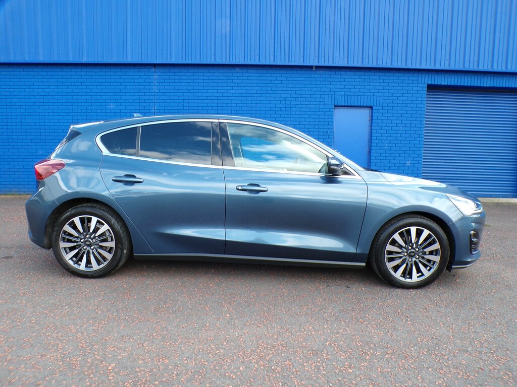 Ford Focus 2022 Ford Focus 1.5 Titanium Vignale Ecoblue WIG4374 Blue #2