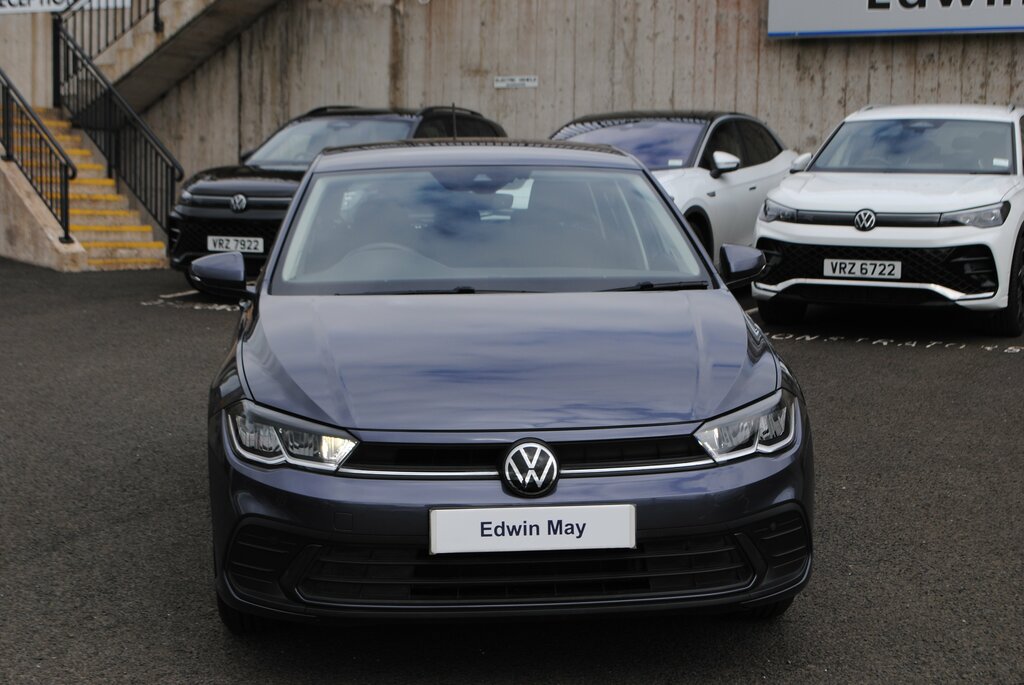 Volkswagen Polo 2023 Volkswagen Polo 1.0 Life 80 VN72OFZ Grey #2