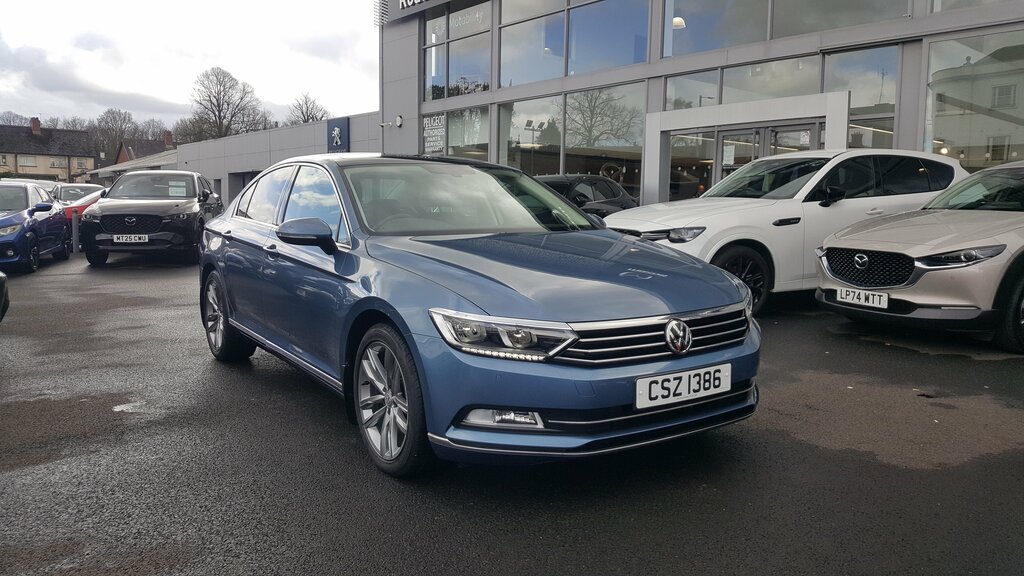 Volkswagen Passat 2018 Volkswagen Passat 1.4 Gt Tsi Blue #3
