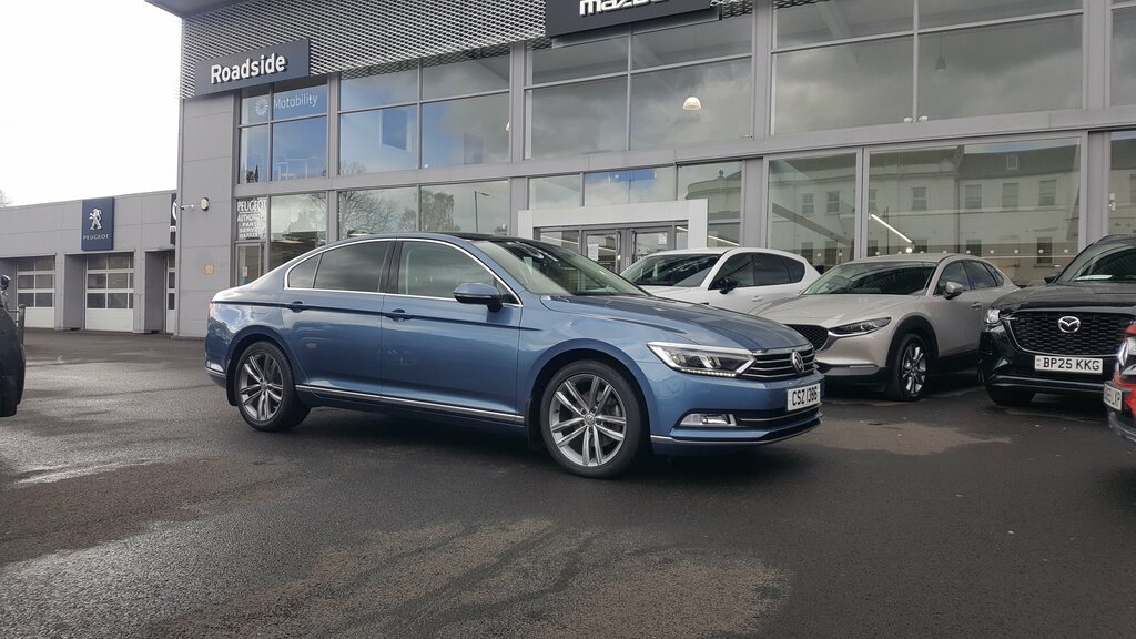 Volkswagen Passat 2018 Volkswagen Passat 1.4 Gt Tsi Blue