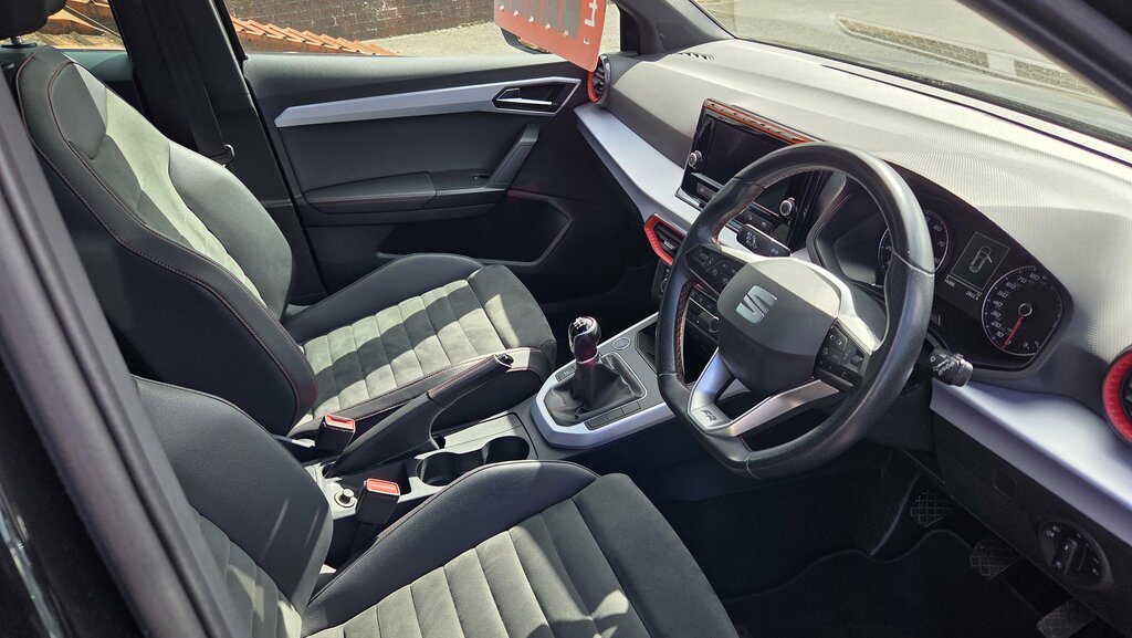 Seat Arona 2023 Seat Arona 1.0 Tsi Fr Edition SXZ2334 Black #4