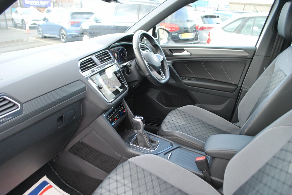 Volkswagen Tiguan 2023 Volkswagen Tiguan 2.0 R-line Tdi Dsg Pano Sun KT72NYA White #4