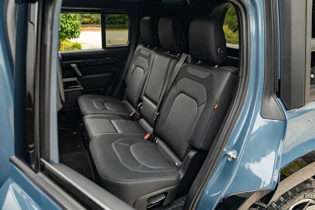 Land Rover Defender 110 3.0 D250 Mhev X-dynamic Se 4Wd Euro 6 S S 5 KM73FUJ Blue #5