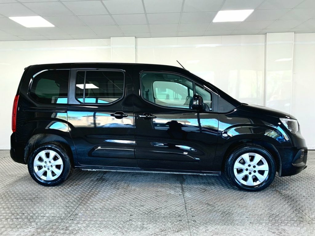 Vauxhall Combo Life 1.5L Se FY21UOO Black #3