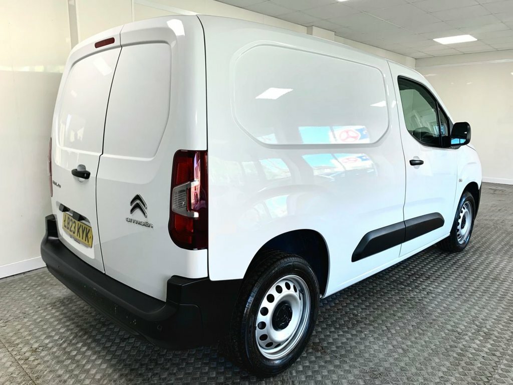 Citroen Berlingo 1.5L Enterprise Edition M LB23KYK White #2