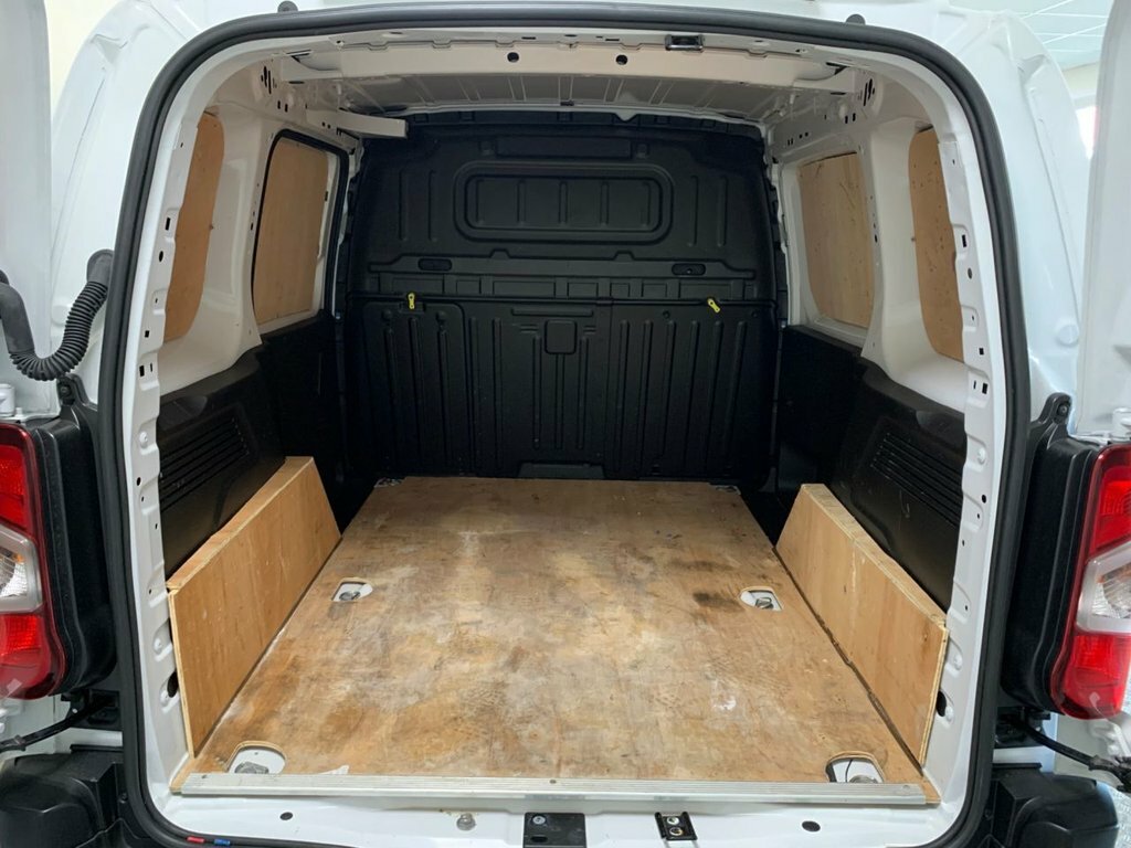 Citroen Berlingo 1.5L Enterprise Edition M LB23KYK White #5